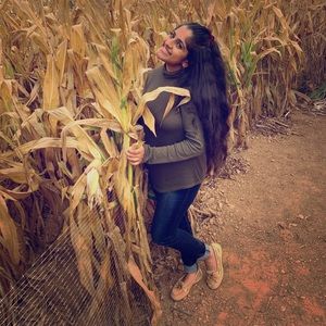 Meet your Posher, Rachel